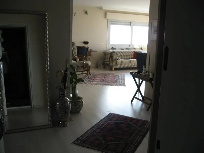 Unser neues Zuhause, İzmir